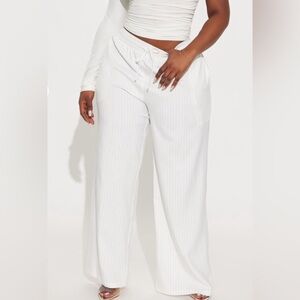 Estrada Pinstripe Trouser Pants NWT